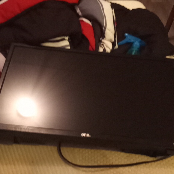 24" onn Roku TV - Picture 1 of 1